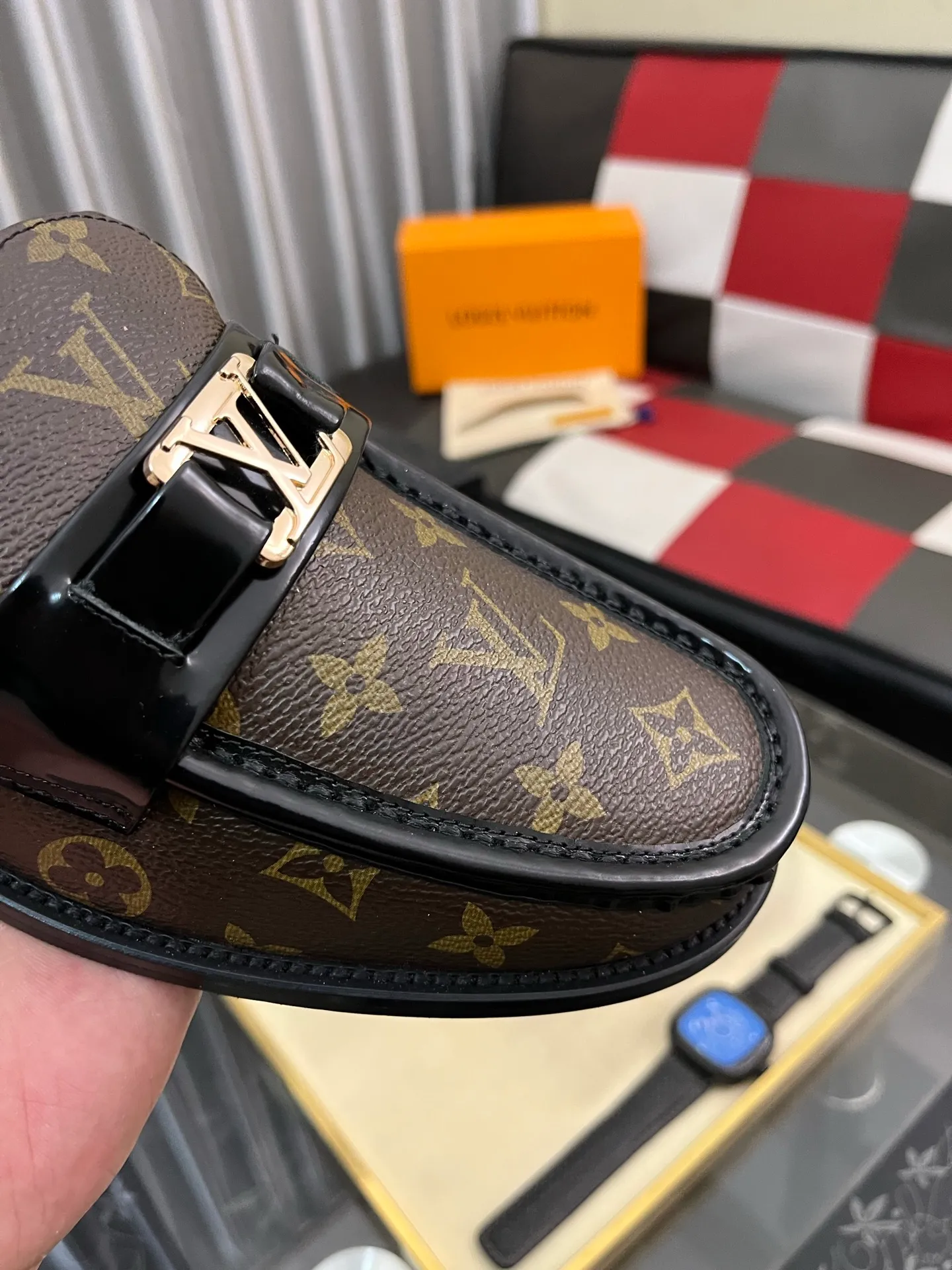 Men's Men's Shoes Men's Men's Shoes 💰520⌚️⌚️[LV] The most popular classic Louis Vuitton leather shoes. Synchronized with the official website, the upper adopts Italian imported upper embossing➕comfortable cowhide lining, fashionable atmosphere, unique brand and unique craftsmanship. Highlighting the hot style of the new year. Stop hesitating, stop wandering, get it now. Code number: 38--44. 3️⃣colors available